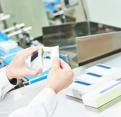 pharmaceutical packaging station